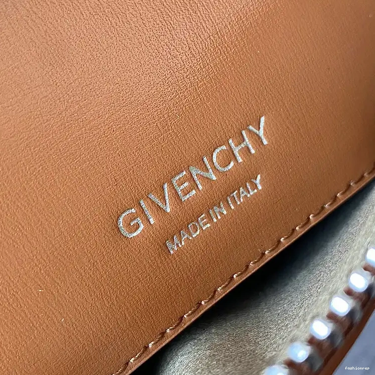Fashionrepsfam ru Bag 2209SW0024 Givenchy 0810